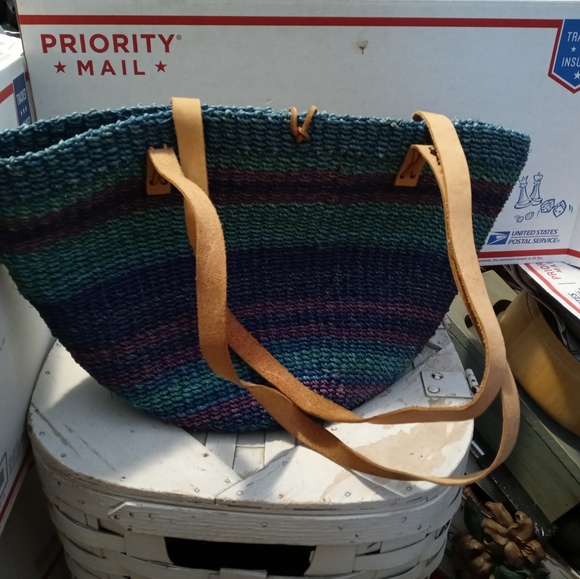 🌸💝🎒CUSTOM WEAVED BAG 18"×11"🆕💐🌺NEW!! A FABULOUS VINTAGE GIFT. - Picture 3 of 5